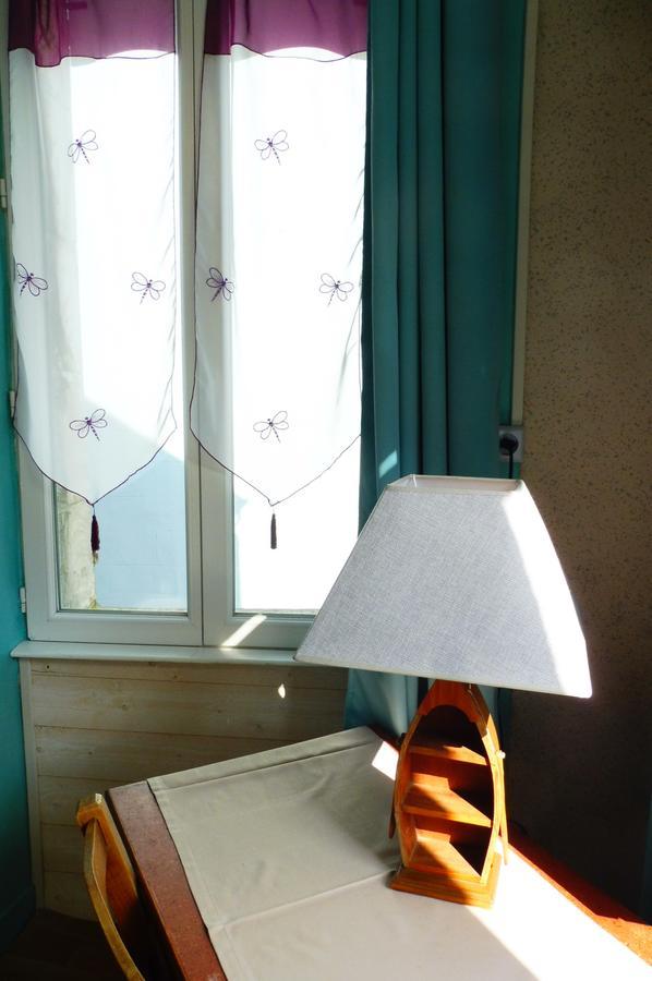 Le Colquin Hotel La Haye-du-Puits Bagian luar foto